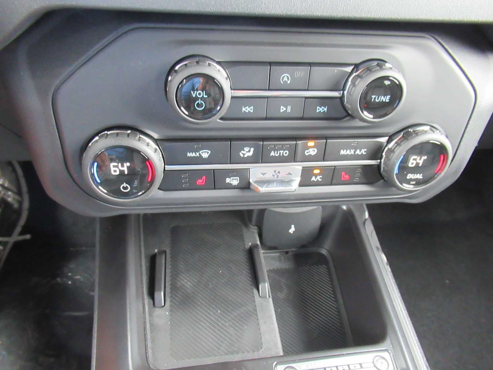 New 2026 Ford Bronco Big Bend AWD/4WD image 24