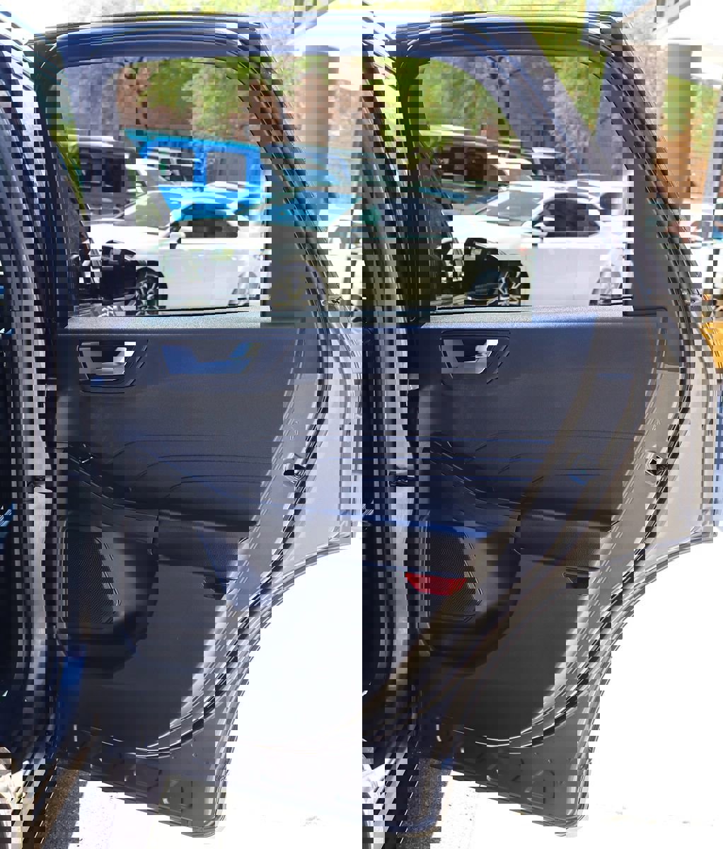 Used 2023 Ford Escape ST-Line image 27