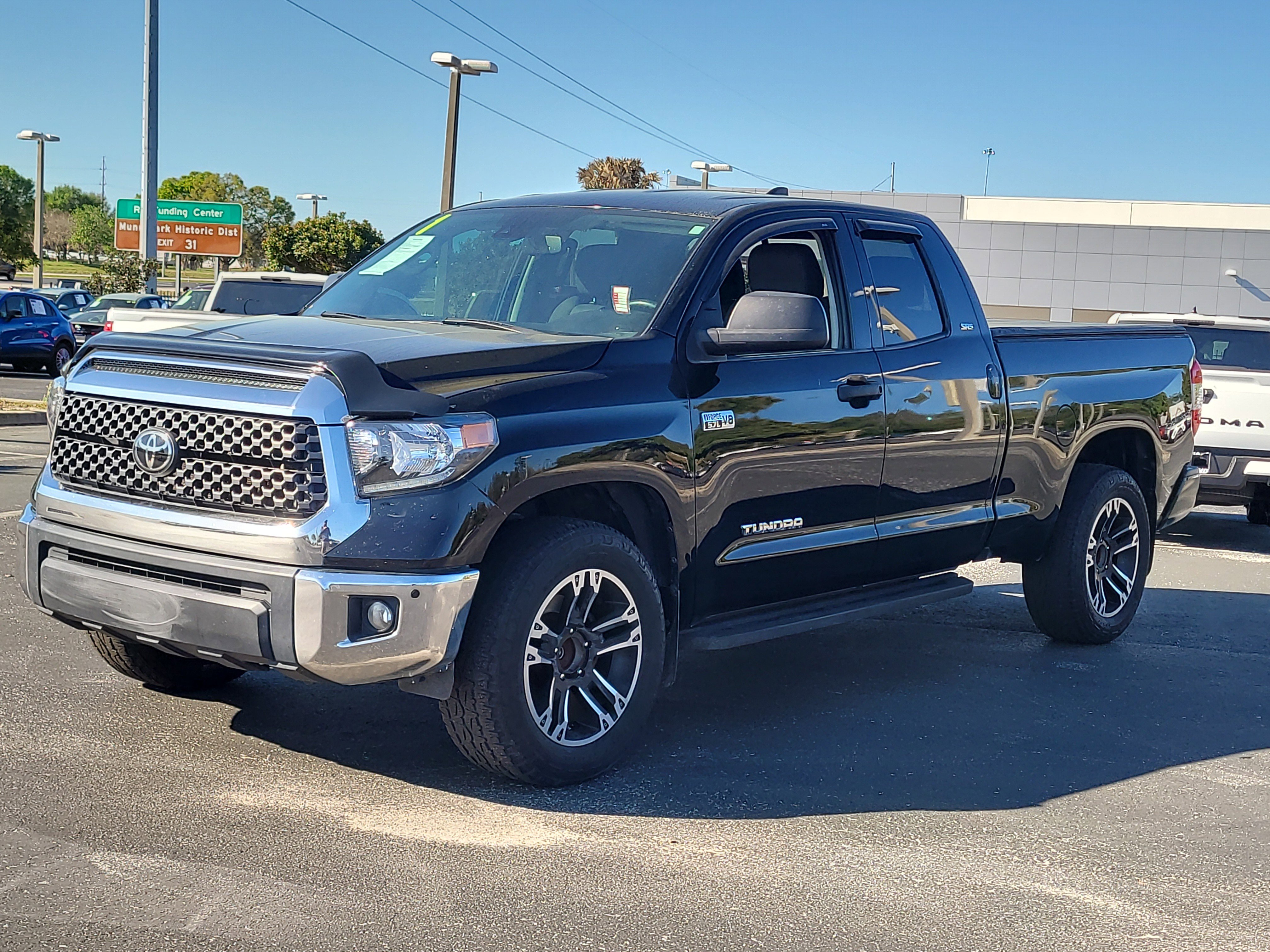 Certified 2021 Toyota Tundra SR5 image 3