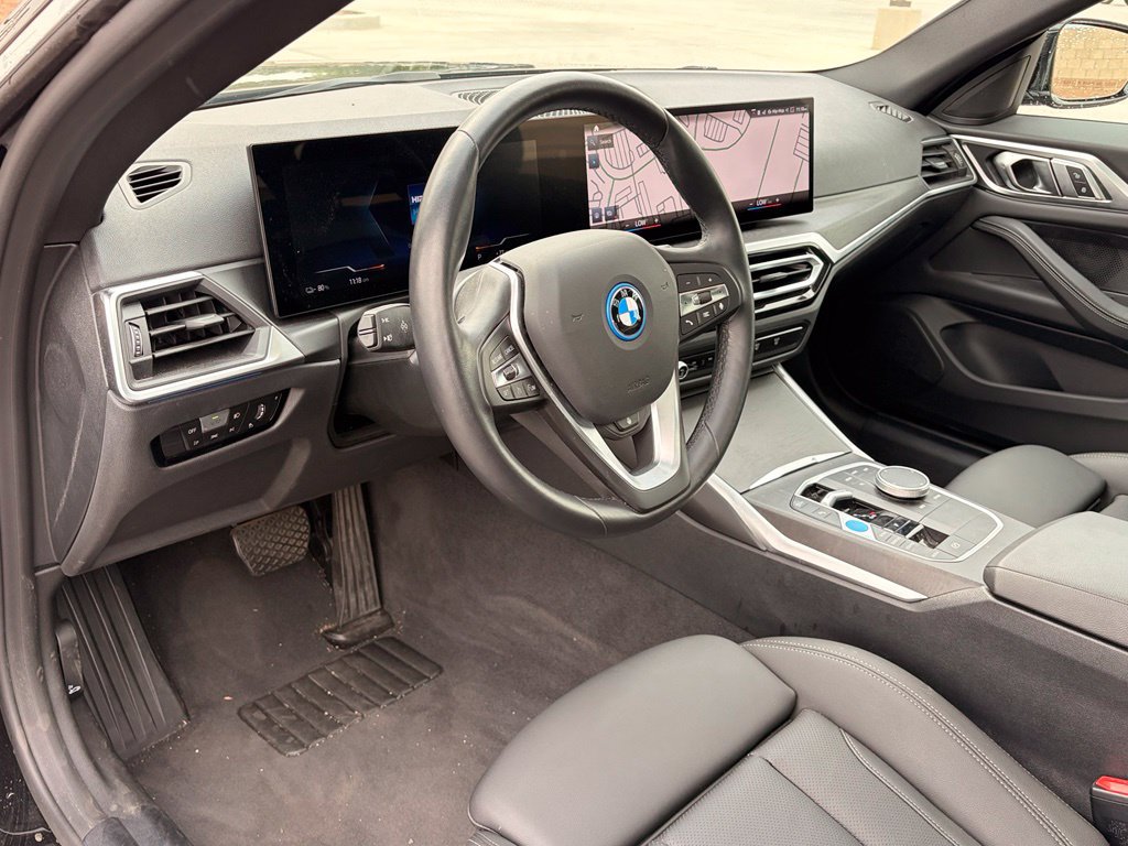 Used 2023 BMW i4 eDrive40 w/ Premium Package RWD image 11
