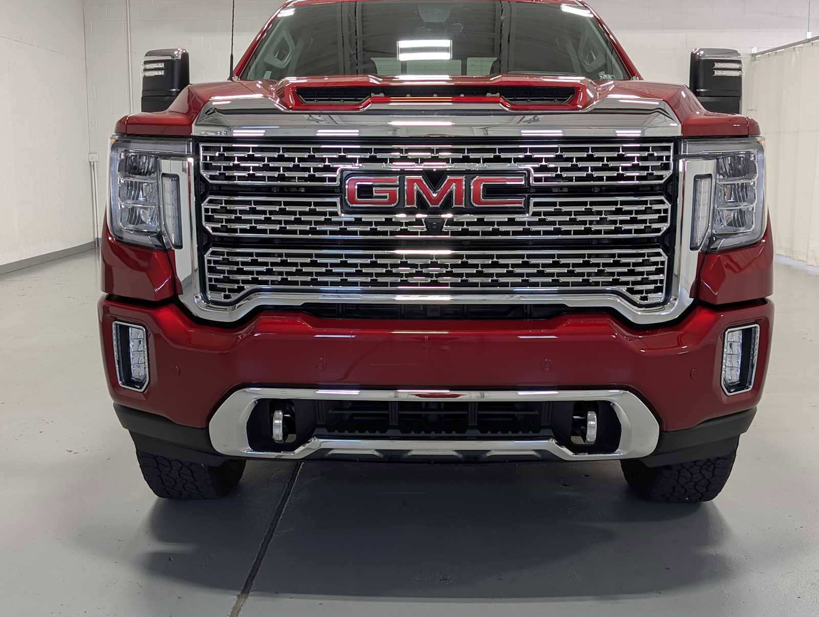 Used 2023 GMC Sierra 2500 Denali w/ Denali Ultimate Package image 2