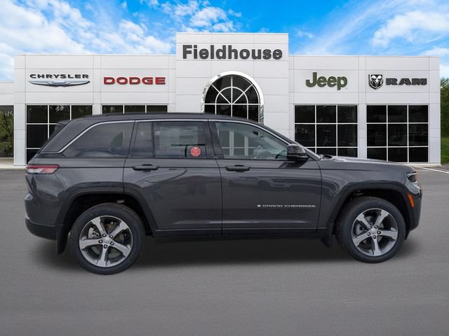 New 2026 Jeep Grand Cherokee Limited w/ Trailer Tow Package AWD/4WD image 5