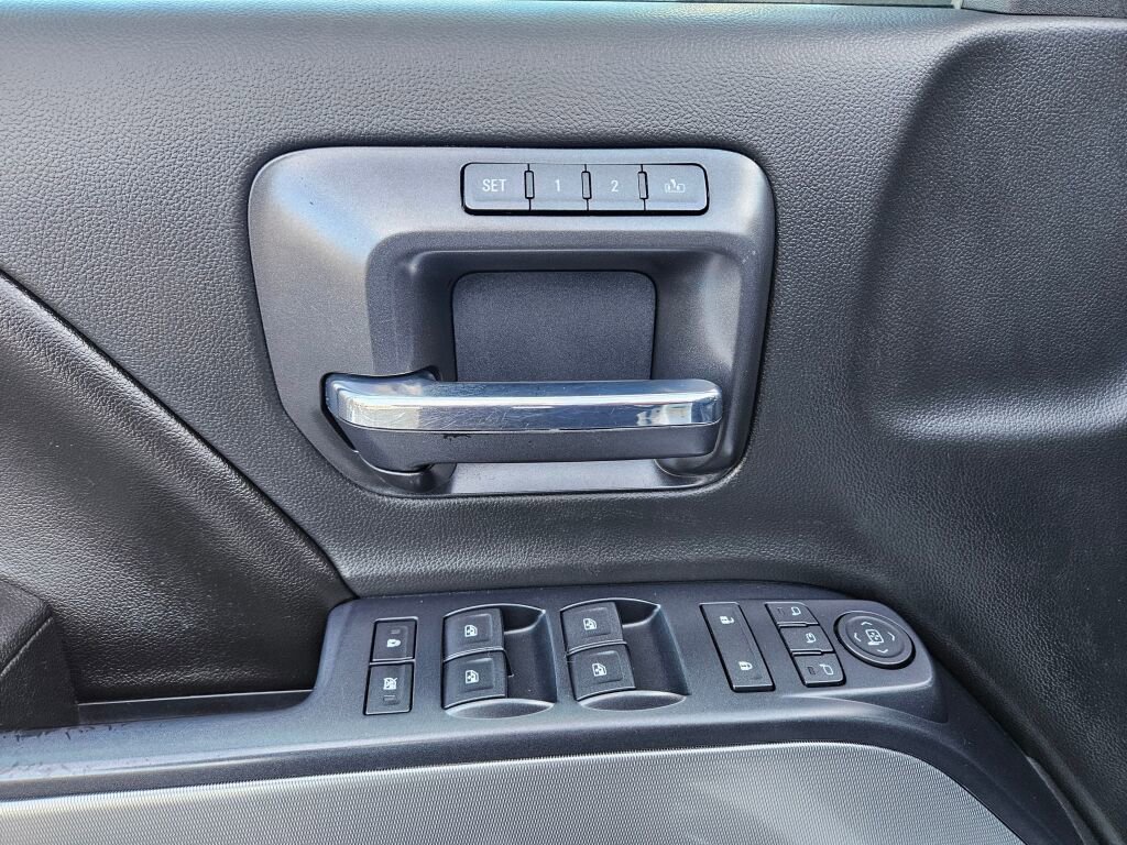 Used 2016 Chevrolet Silverado 2500 LTZ w/ Duramax Plus Package image 17