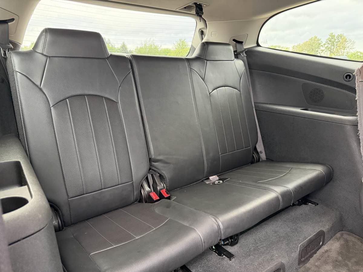 Used 2016 Chevrolet Traverse LTZ AWD/4WD image 17