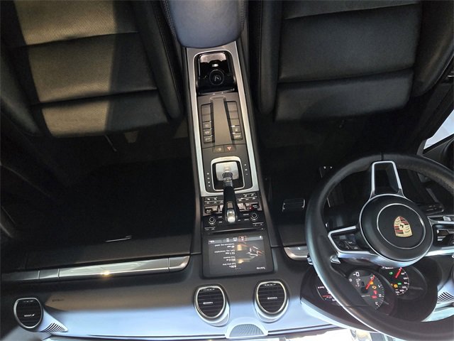 Used 2024 Porsche 718 Cayman S w/ Premium Package image 21