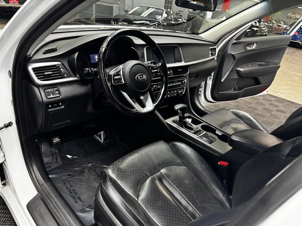 Used 2020 Kia Optima SE image 37