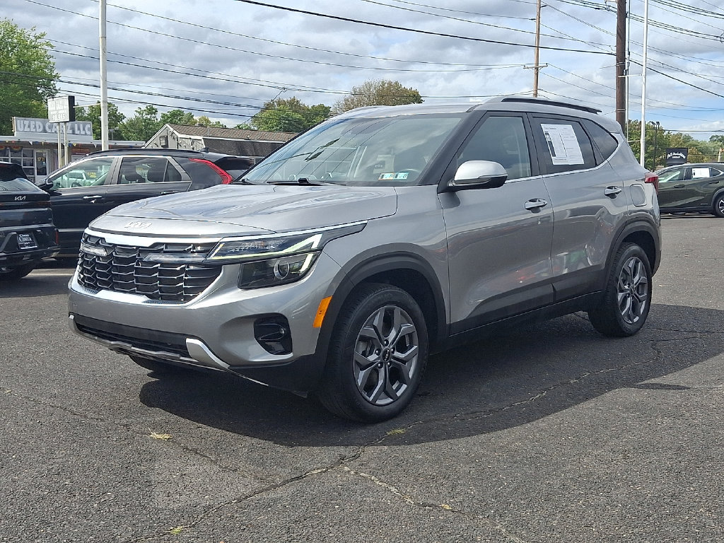 Used 2024 Kia Seltos S AWD/4WD image 7