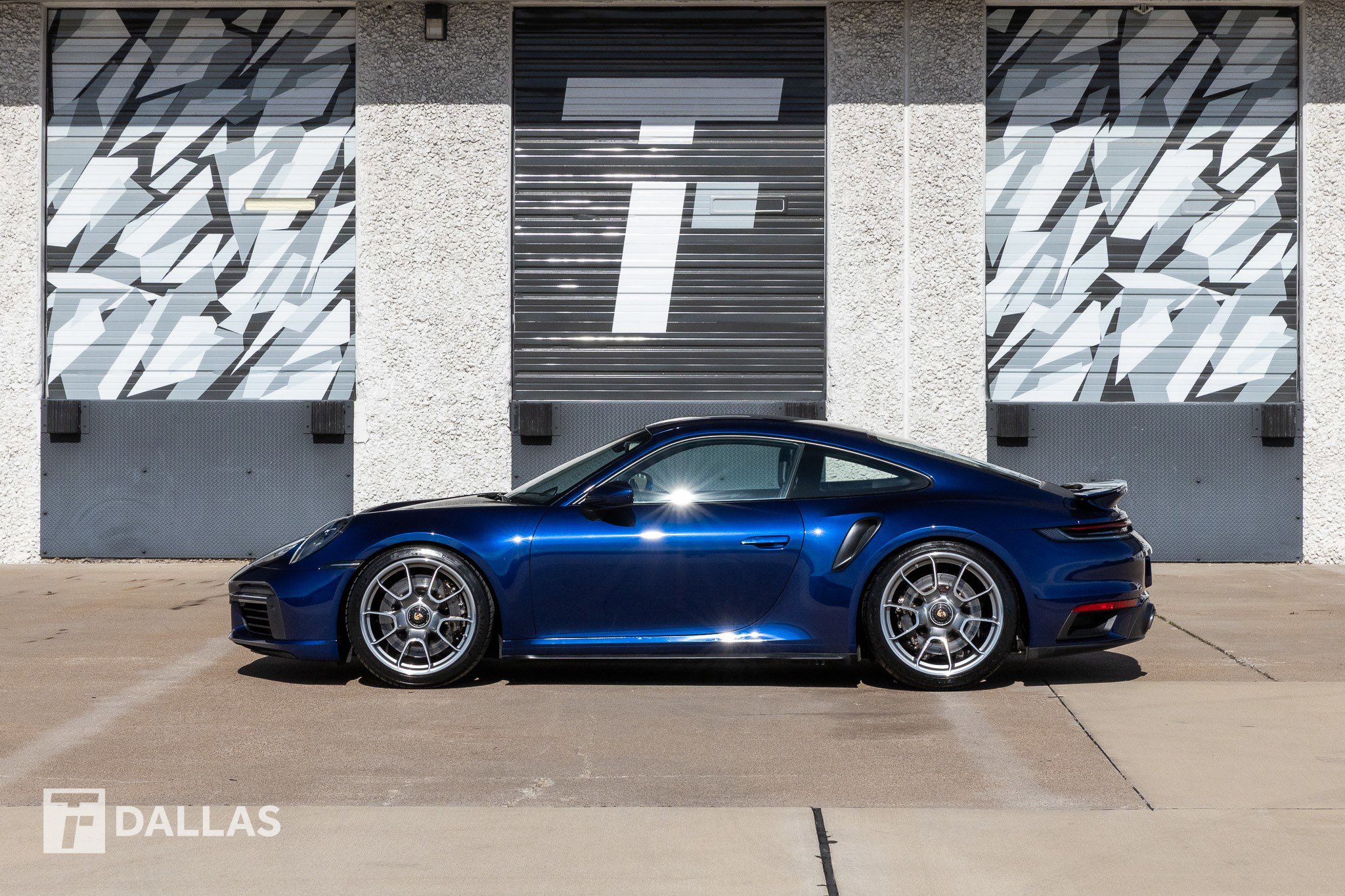 Used 2021 Porsche 911 Turbo image 8