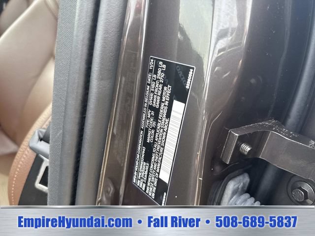 Used 2025 Volvo V60 B5 Cross Country Plus AWD/4WD image 21