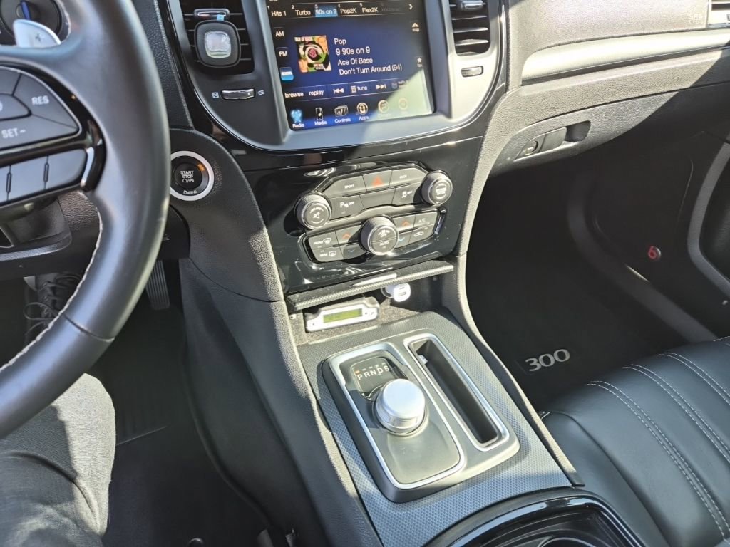 Used 2016 Chrysler 300 S w/ 300S Premium Group image 9