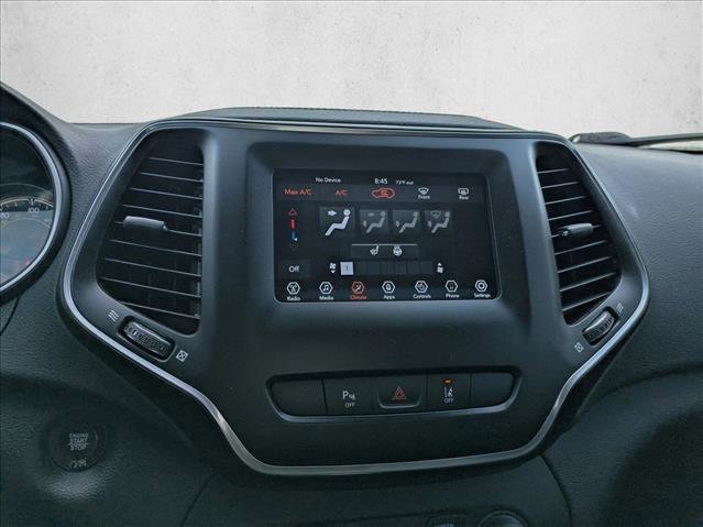 Used 2021 Jeep Cherokee Latitude Lux image 12