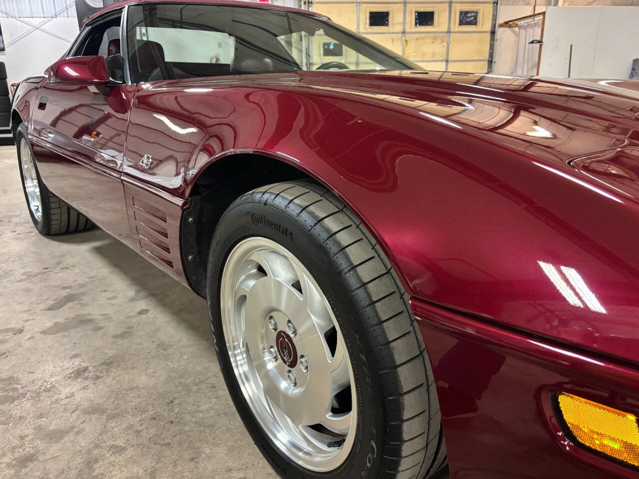 Used 1993 Chevrolet Corvette Convertible RWD image 14