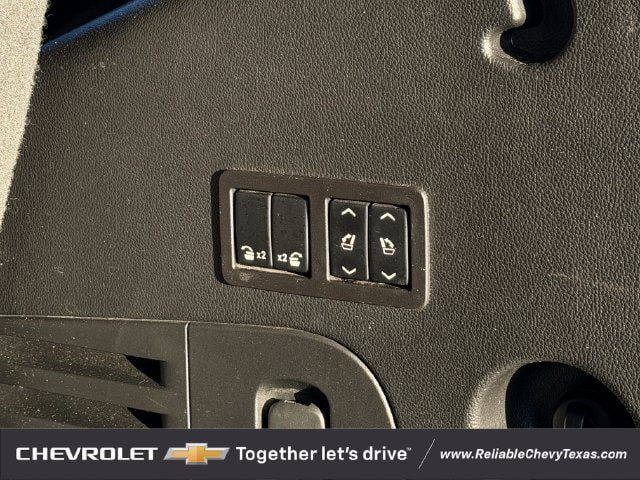 Used 2020 Chevrolet Tahoe Premier w/ Premier Plus Edition RWD image 38