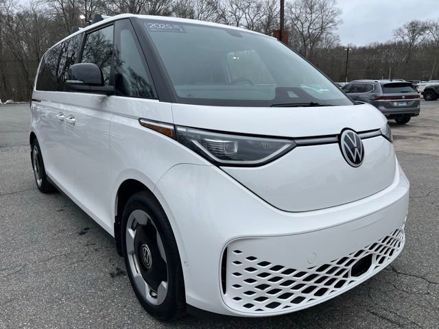 Certified 2025 Volkswagen ID. Buzz Pro S RWD image 4
