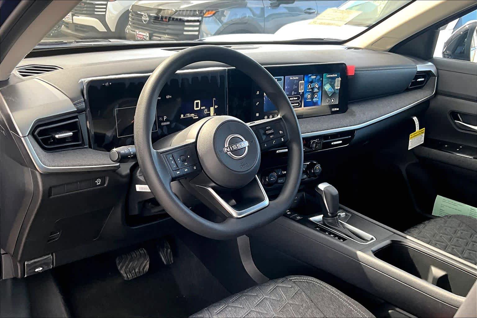 New 2026 Nissan Kicks SV image 10