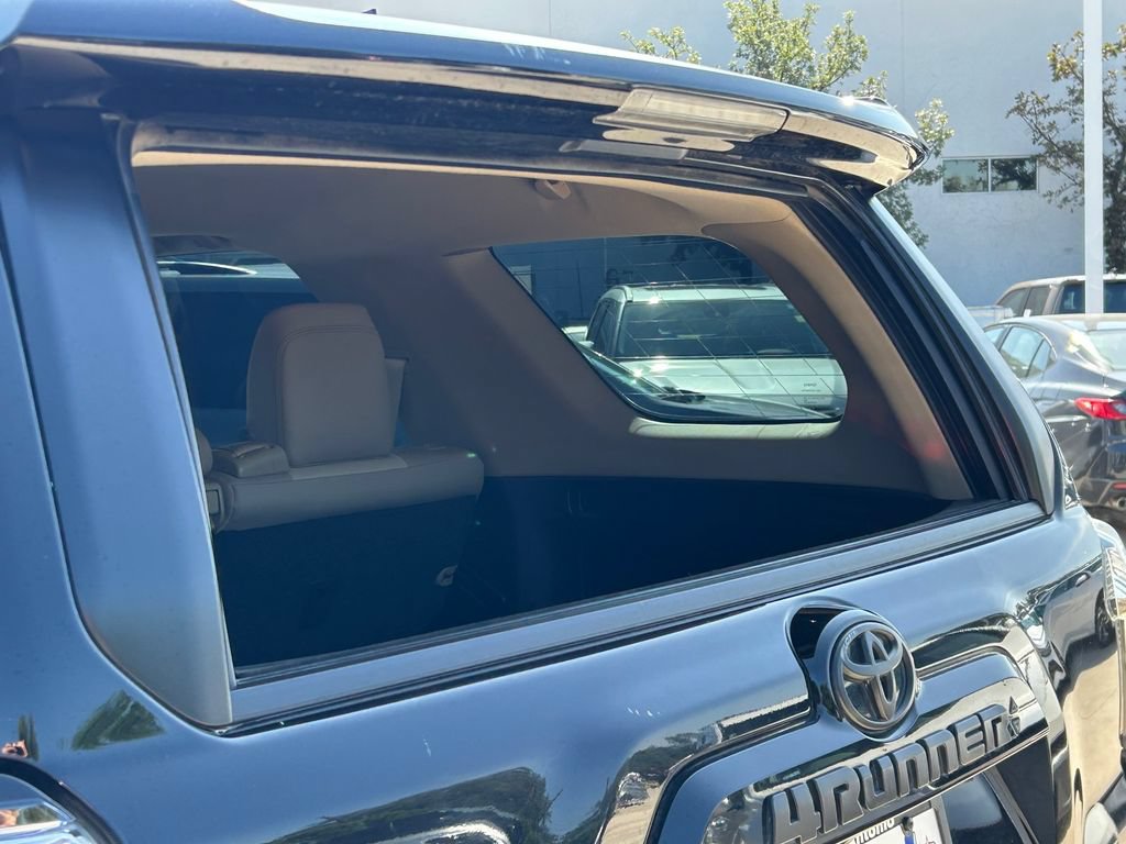 Used 2023 Toyota 4Runner SR5 Premium w/ Moonroof Package RWD image 16
