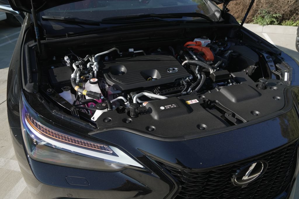 New 2026 Lexus NX 350h F Sport w/ Accessory Package (Z1) AWD/4WD image 4