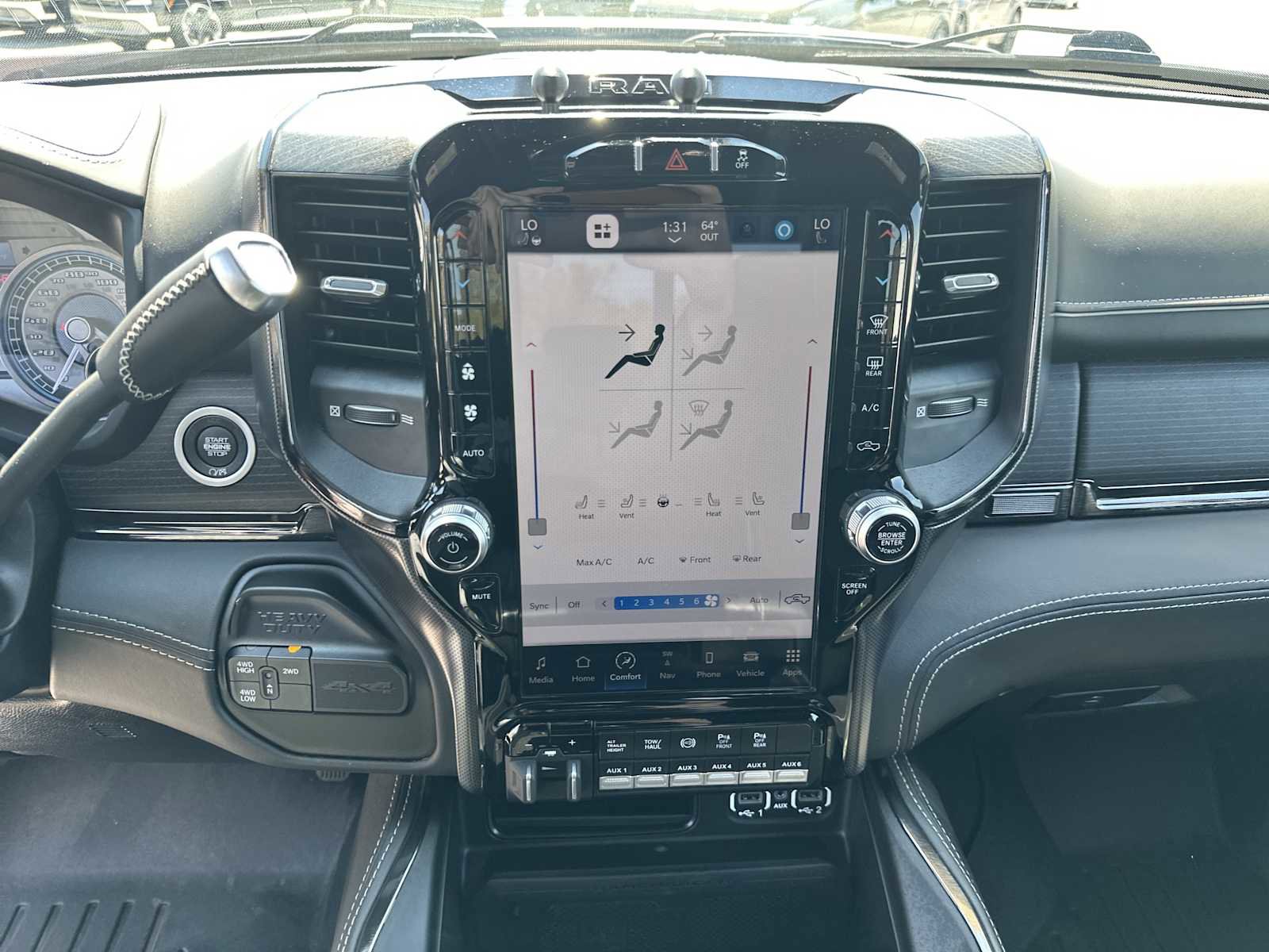 Used 2022 RAM 2500 Limited w/ Towing Technology Group image 19