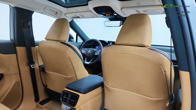 Used 2025 Lexus RZ 300e w/ Cold Area Package image 48