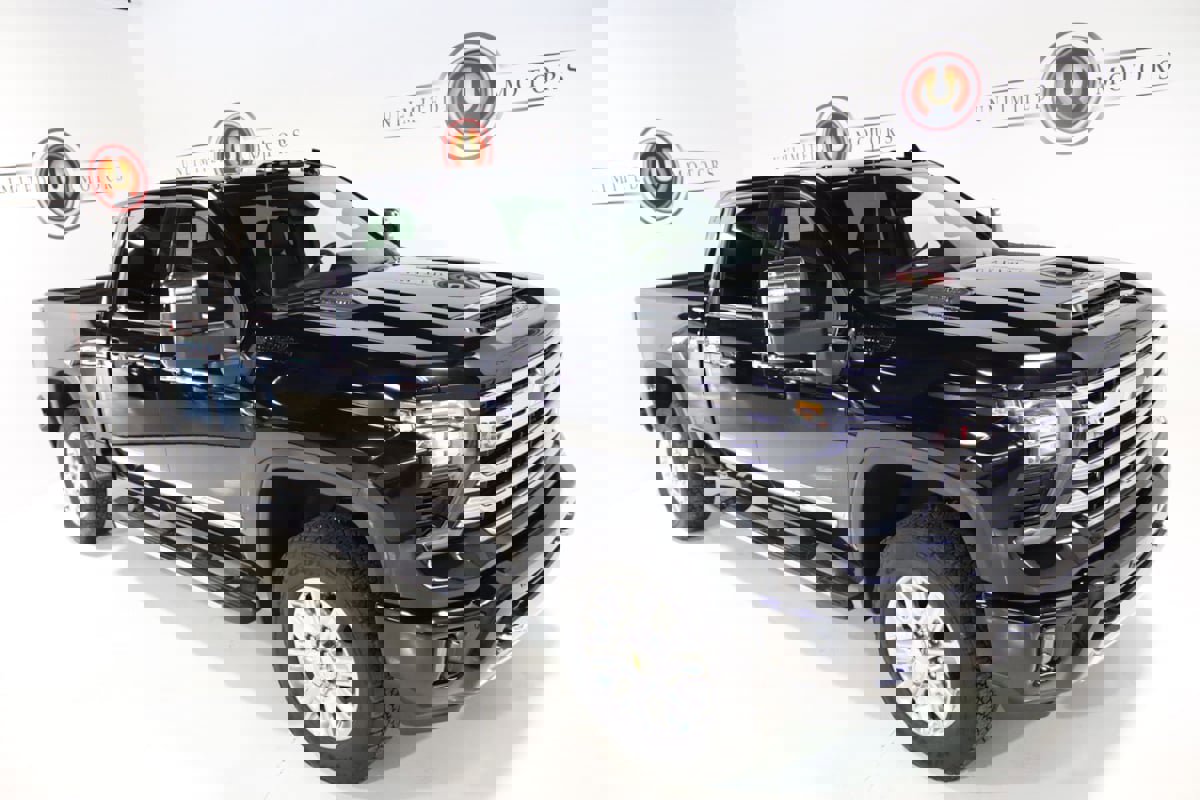 Used 2025 Chevrolet Silverado 2500 High Country w/ Technology Package image 7