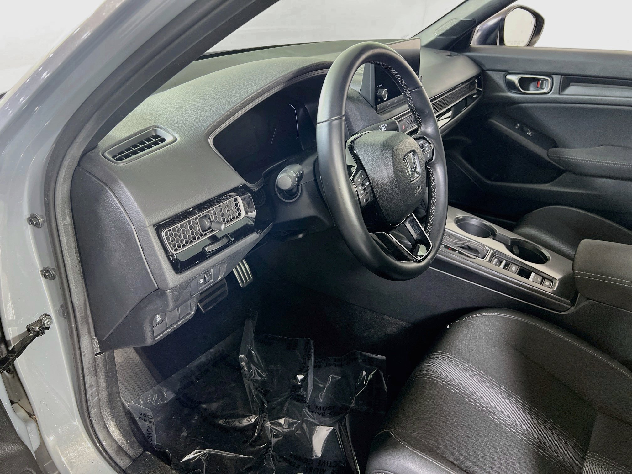 Used 2025 Honda Civic Sport image 9
