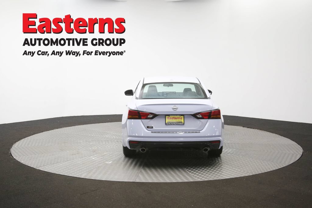 Used 2023 Nissan Altima 2.5 SR w/ SR Premium Package FWD image 39