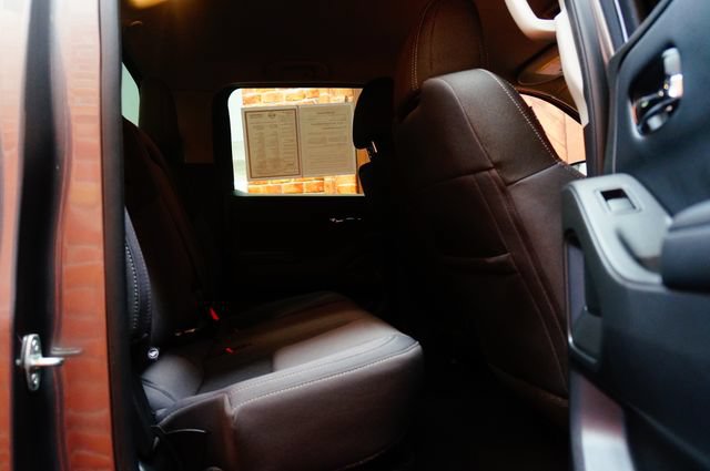 Used 2025 Nissan Frontier SV w/ SV Convenience Package AWD/4WD image 45