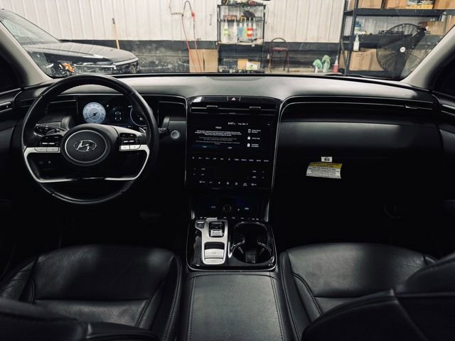 Used 2023 Hyundai Tucson Limited image 25