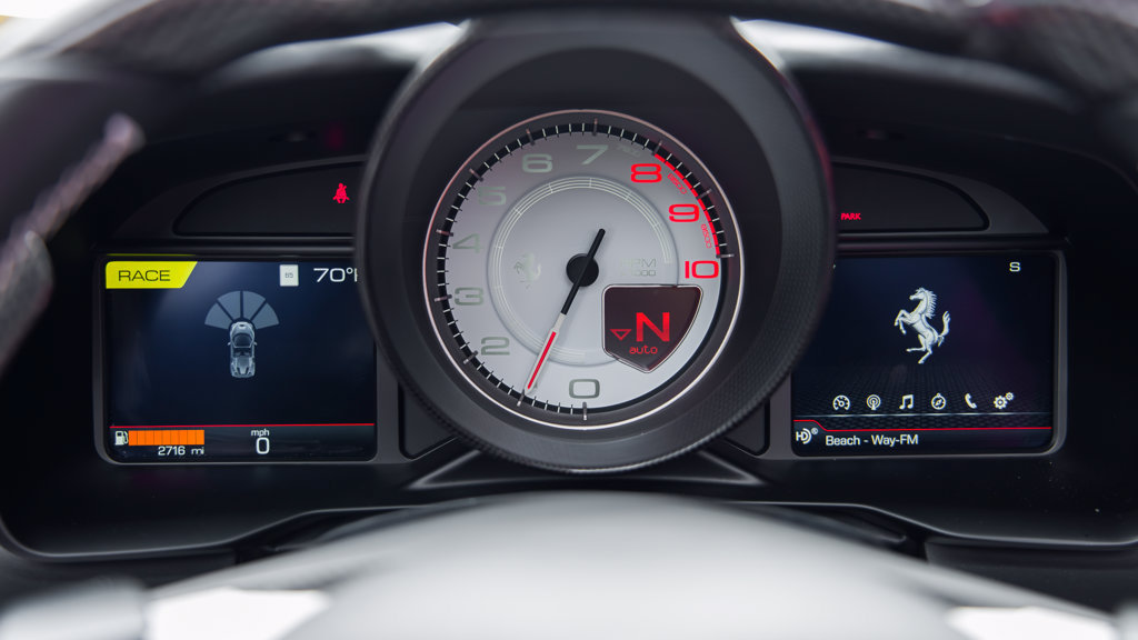 Used 2022 Ferrari F8 Tributo RWD image 19