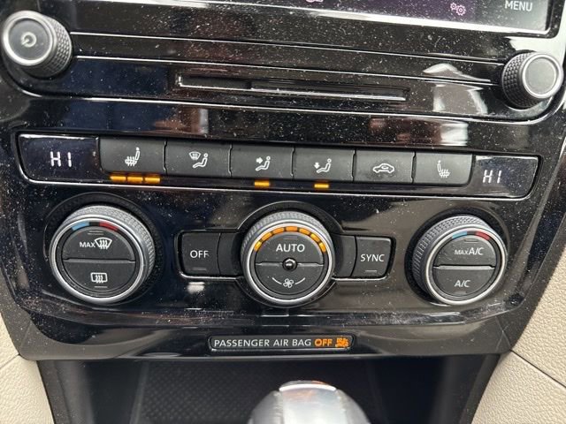 Used 2022 Volkswagen Passat 2.0T SE image 17