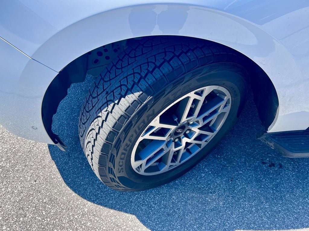 Certified 2025 Ford Expedition Active AWD/4WD image 36
