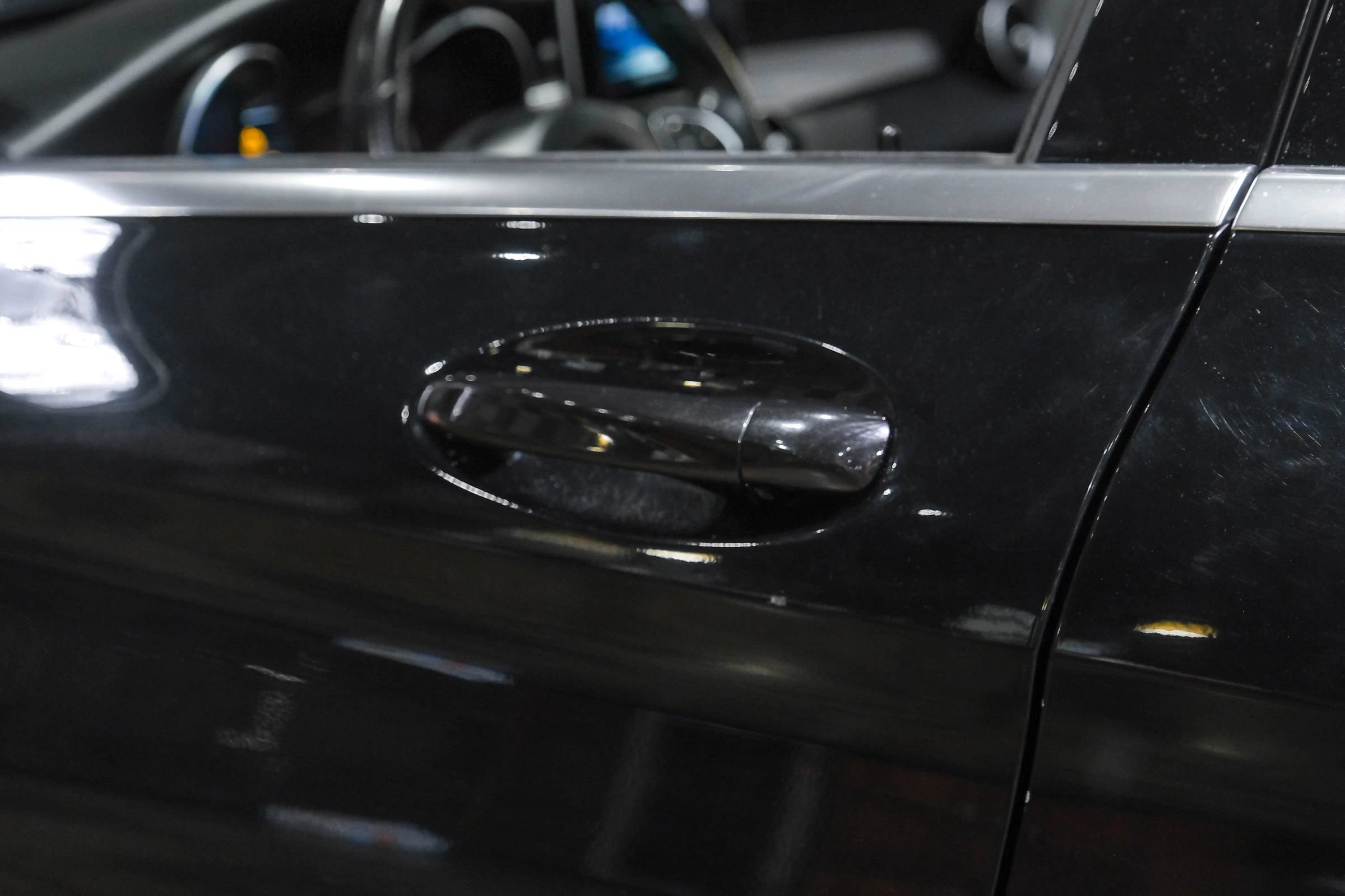 Used 2015 Mercedes-Benz C 300 Sedan image 33