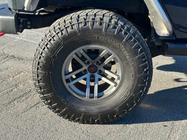 Used 2016 Jeep Wrangler Unlimited Rubicon image 10