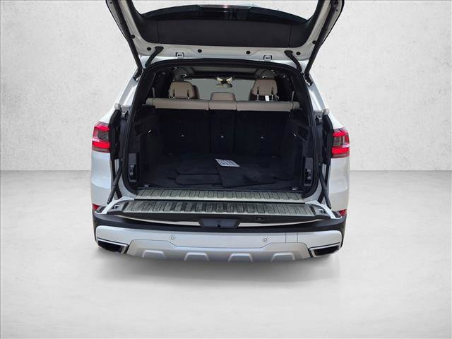 Used 2020 BMW X5 xDrive40i w/ Executive Package AWD/4WD image 6