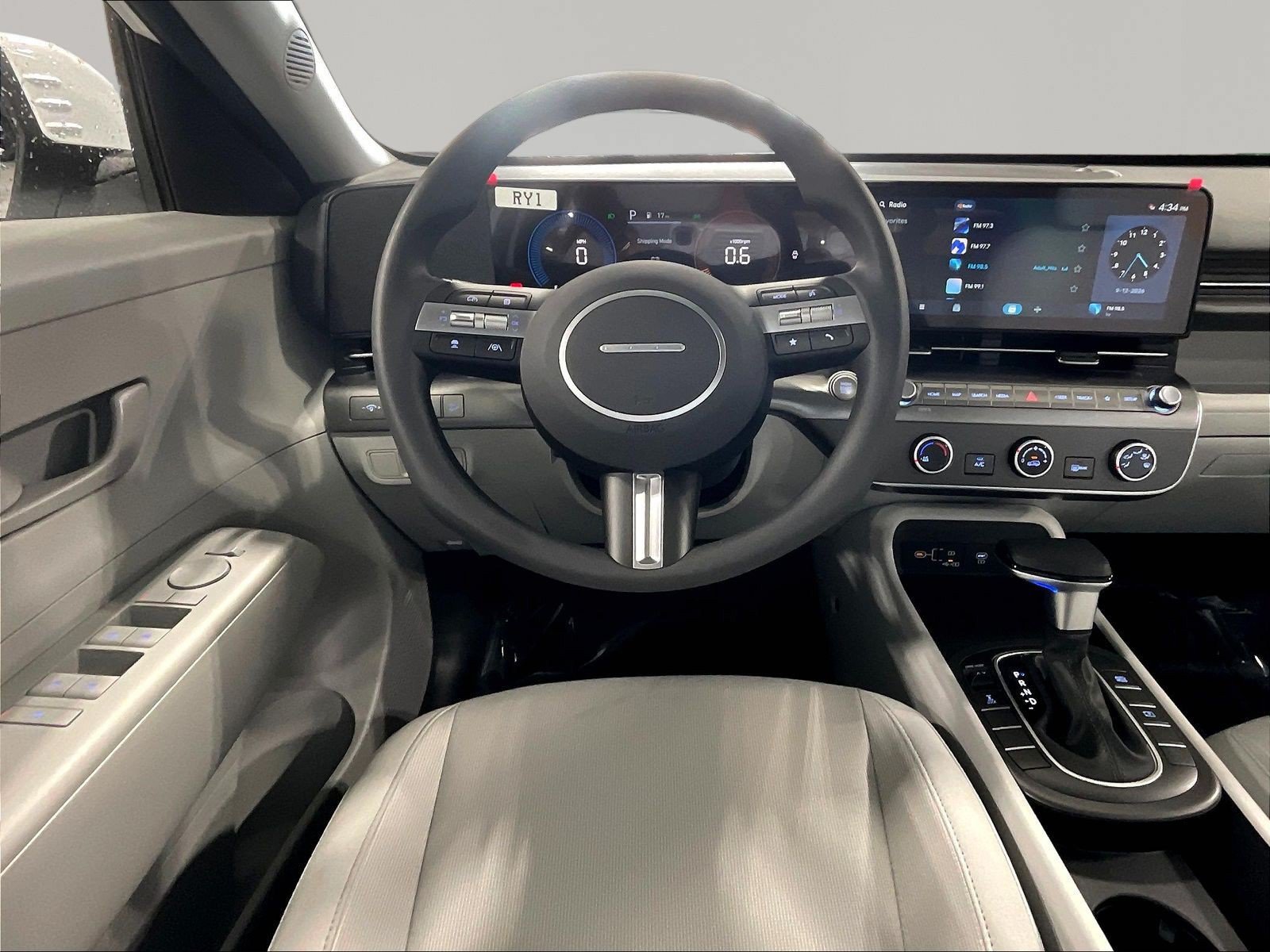 New 2027 Hyundai Kona SE AWD/4WD image 9