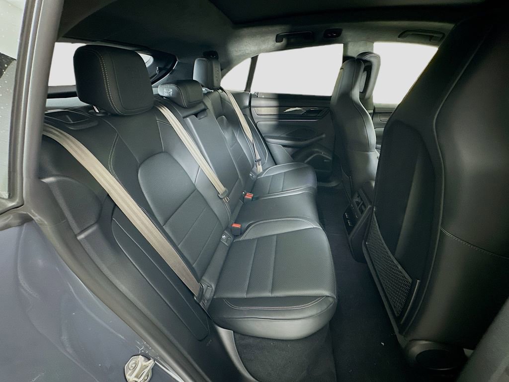 New 2025 Porsche Macan Turbo Electric image 29