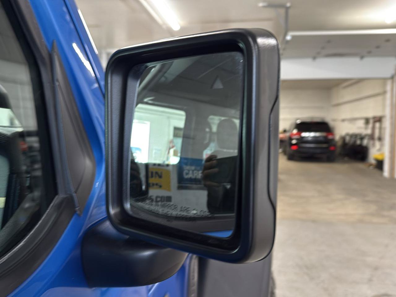 Used 2024 Jeep Wrangler Unlimited AWD/4WD image 83