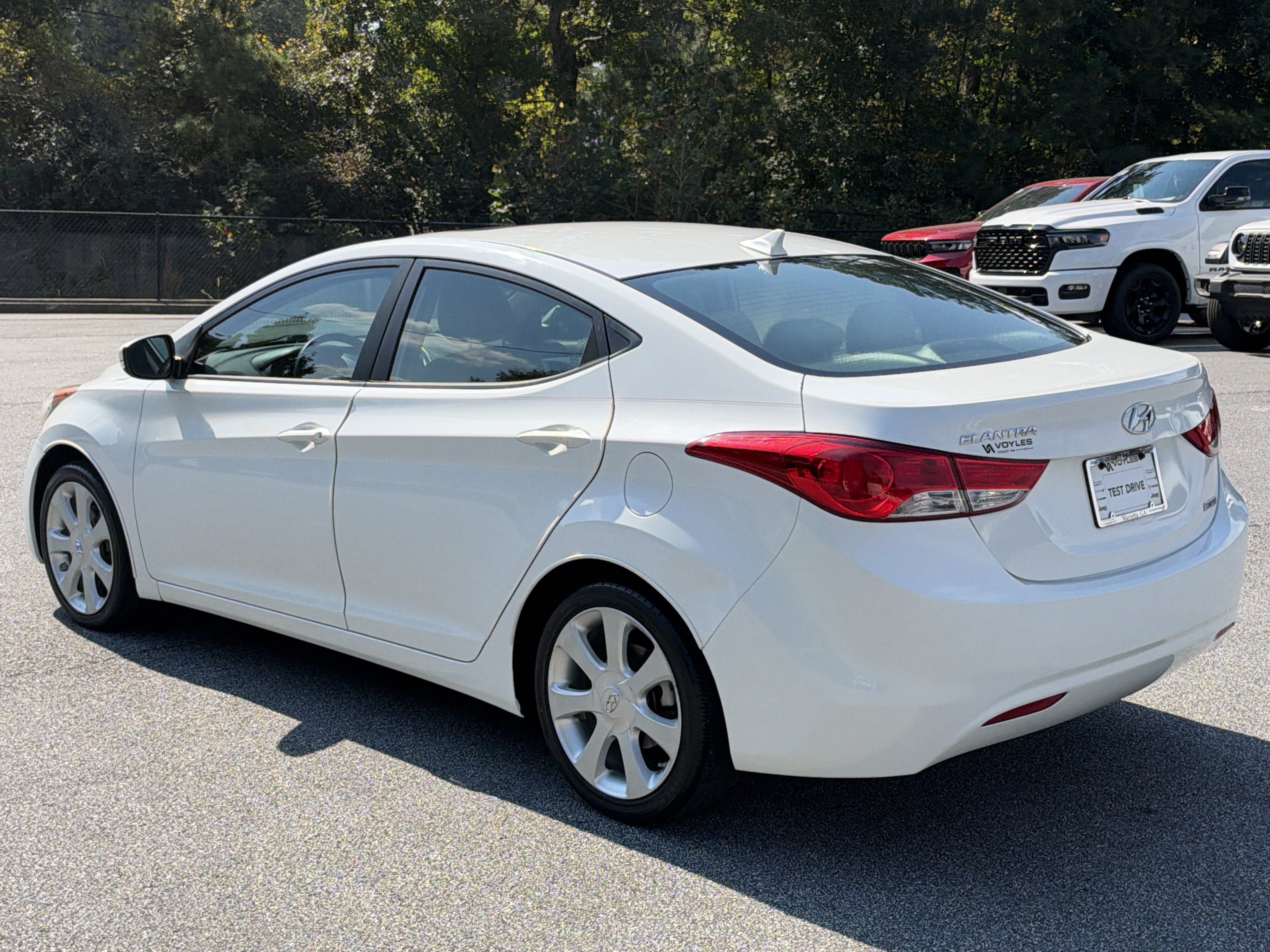 Used 2012 Hyundai Elantra Limited FWD image 6