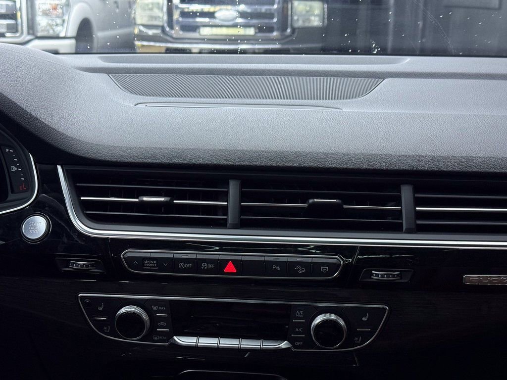 Used 2018 Audi Q7 3.0T Premium Plus w/ Premium Plus Package image 25