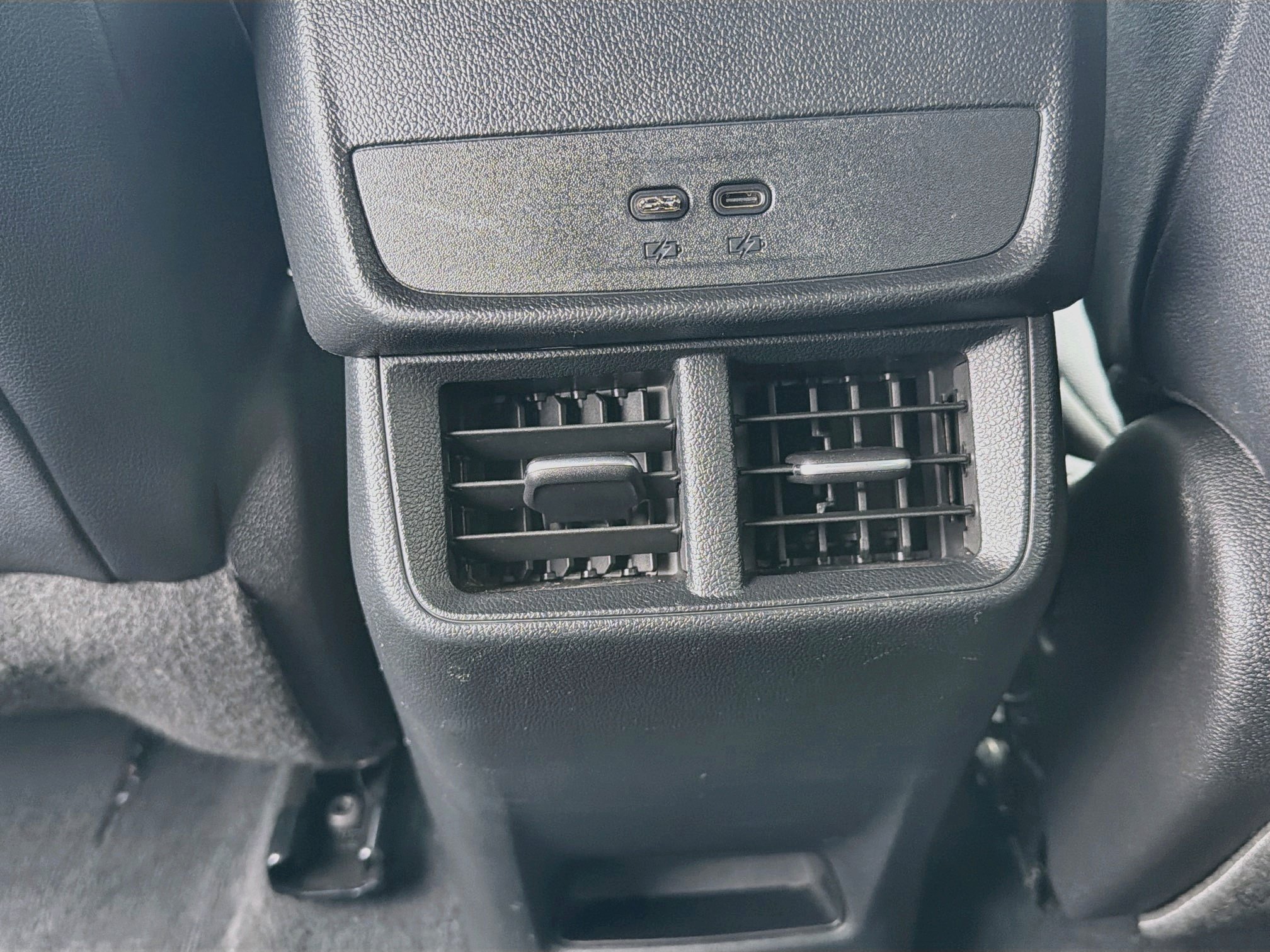Used 2025 Chevrolet Equinox LT w/ Convenience Package II AWD/4WD image 28