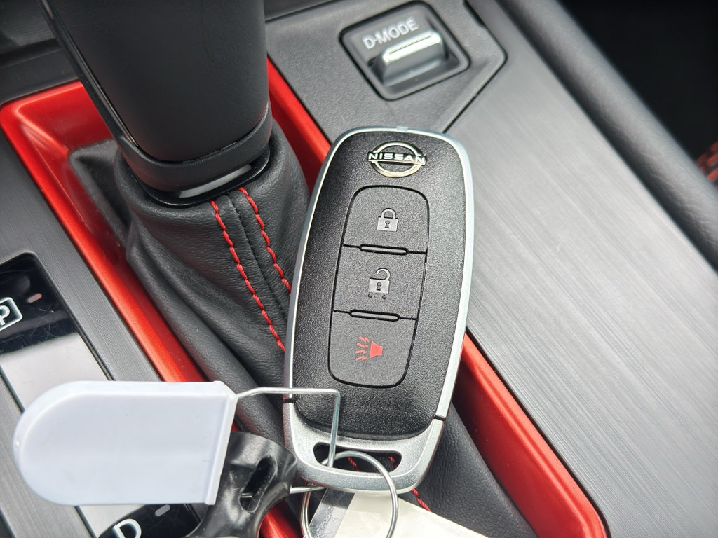 Certified 2025 Nissan Kicks SR AWD/4WD image 36