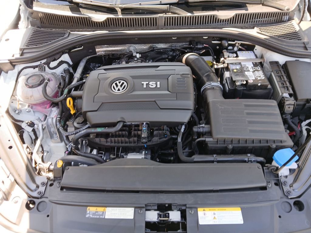 New 2026 Volkswagen Jetta GLI Autobahn FWD image 21