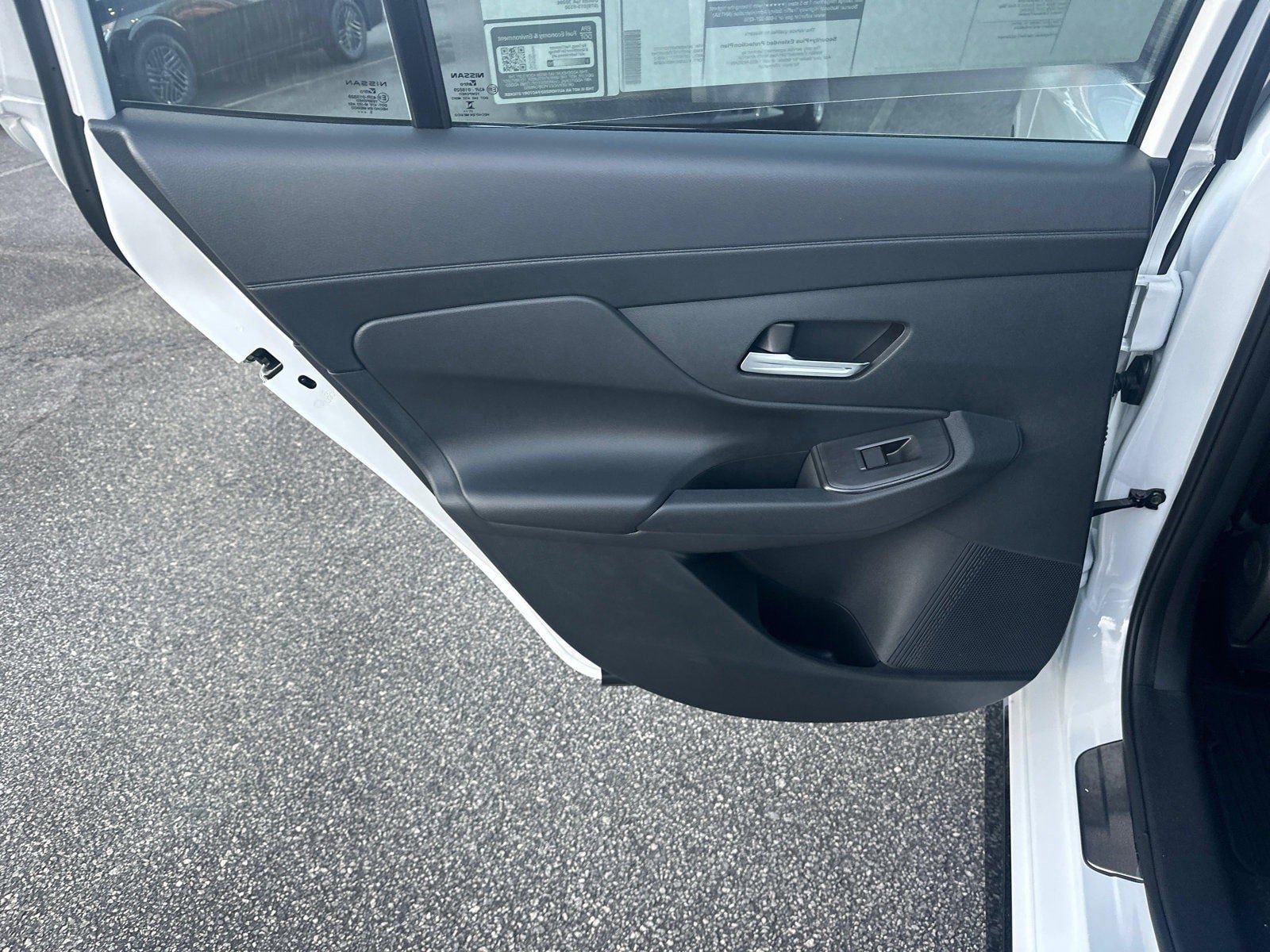 New 2026 Nissan Sentra SR w/ Floor Mat Package FWD image 21