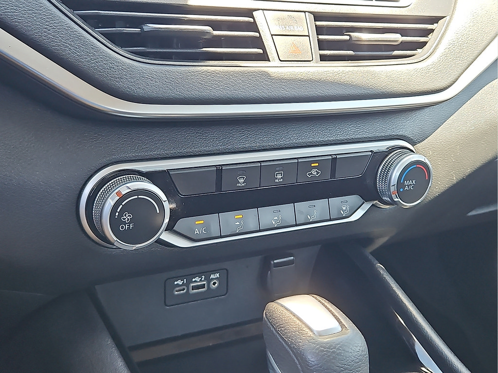 Used 2021 Nissan Altima 2.5 SV FWD image 17