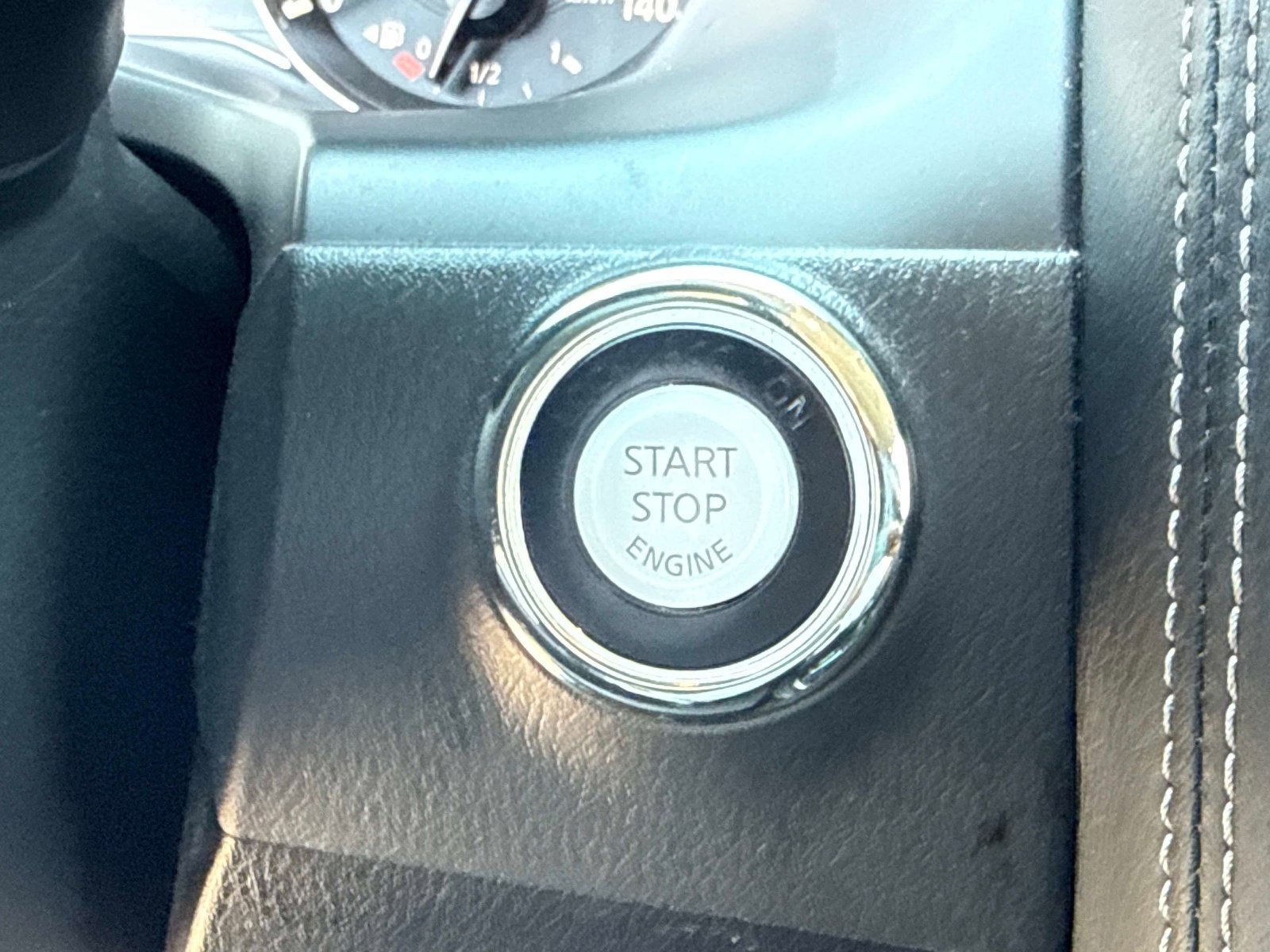 Used 2022 INFINITI QX80 Luxe AWD/4WD image 29