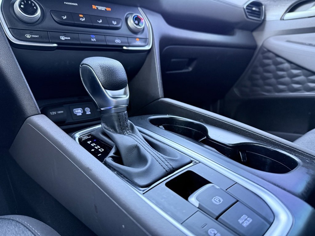 Used 2020 Hyundai Santa Fe SE w/ Cargo Package image 19