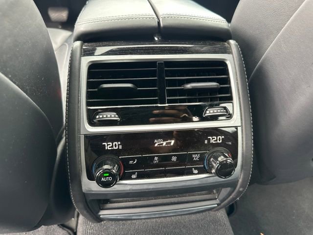 Used 2017 BMW 750i RWD image 19
