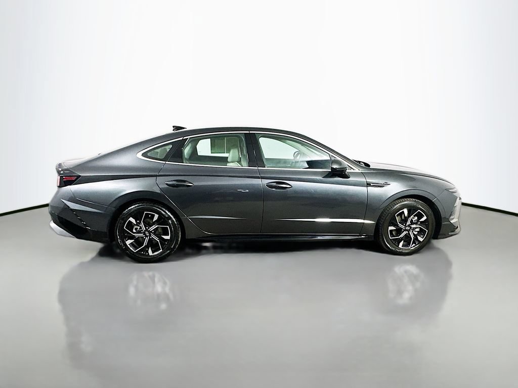 Used 2024 Hyundai Sonata SEL FWD image 7