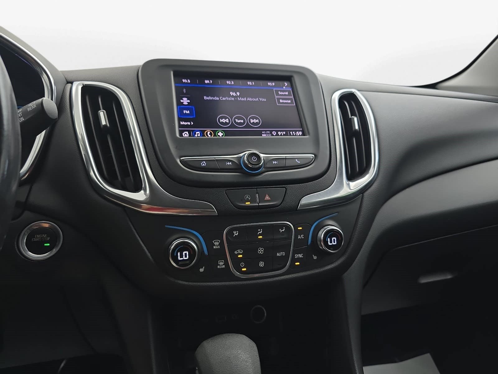 Used 2022 Chevrolet Equinox LT FWD image 17