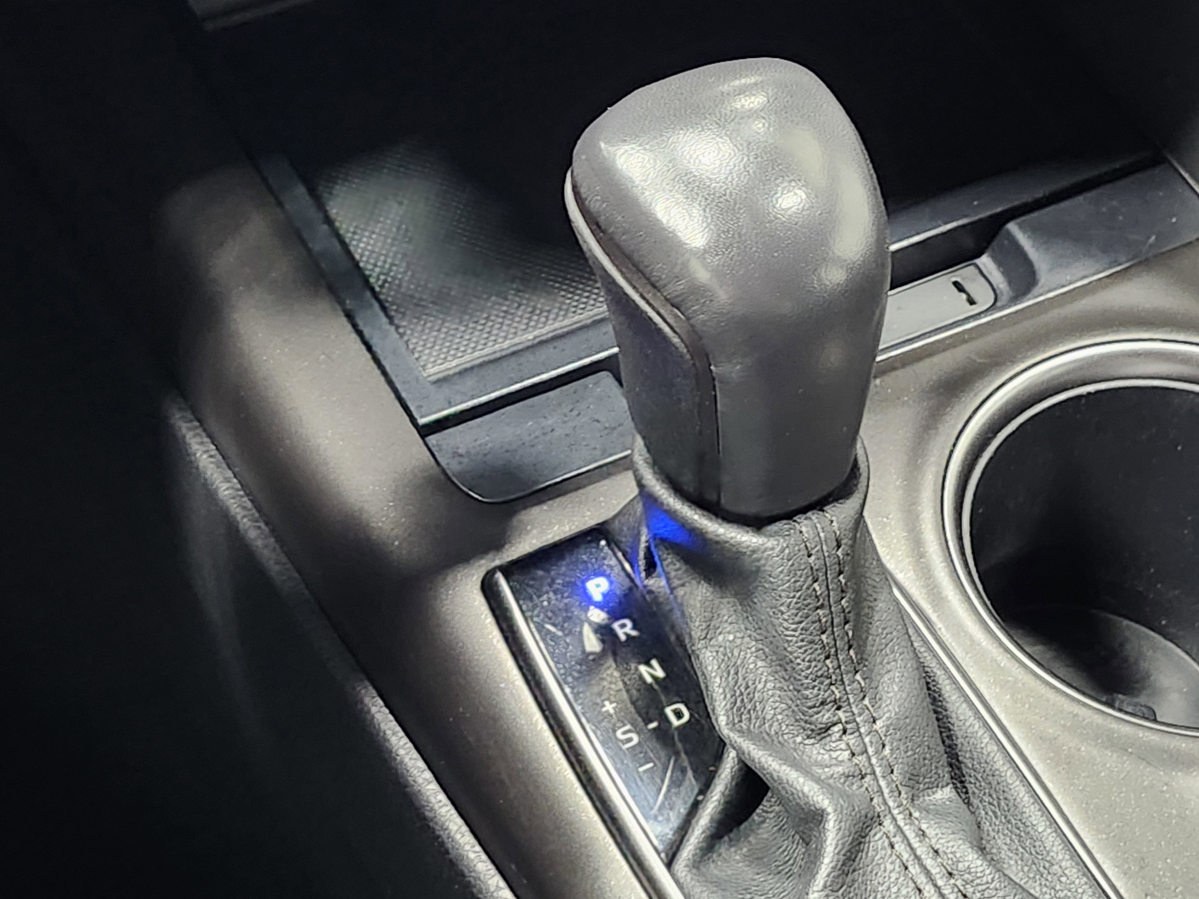 Used 2021 Toyota Camry SE image 28